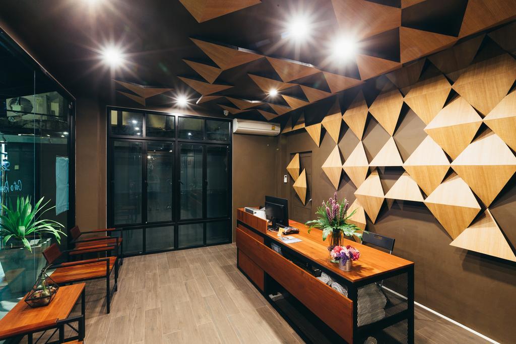 ศรีสุขสันต์ สแควร์  Hostel Krabi ภายนอก รูปภาพ