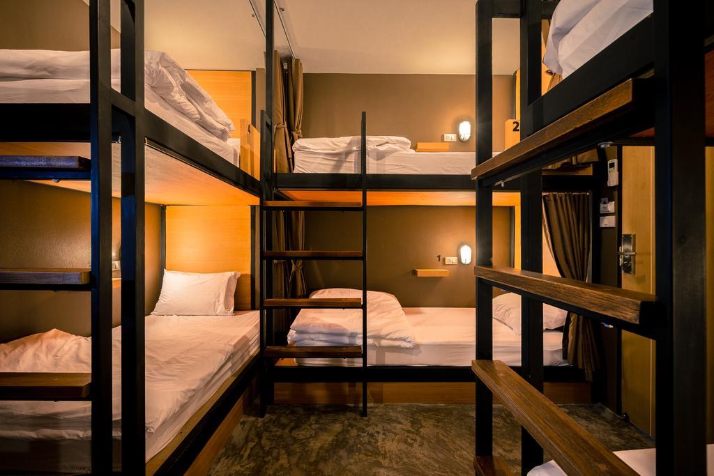 ศรีสุขสันต์ สแควร์  Hostel Krabi ภายนอก รูปภาพ