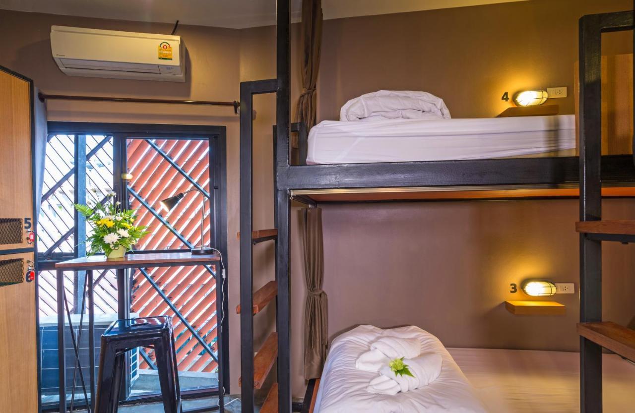 ศรีสุขสันต์ สแควร์  Hostel Krabi ภายนอก รูปภาพ