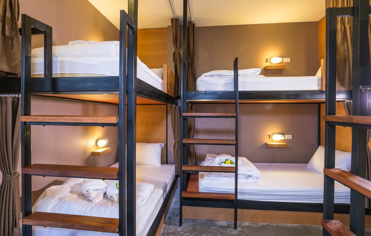ศรีสุขสันต์ สแควร์  Hostel Krabi ภายนอก รูปภาพ